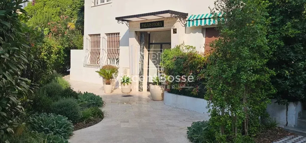 Exterior - Renovated Apartment with Balcony in Nice