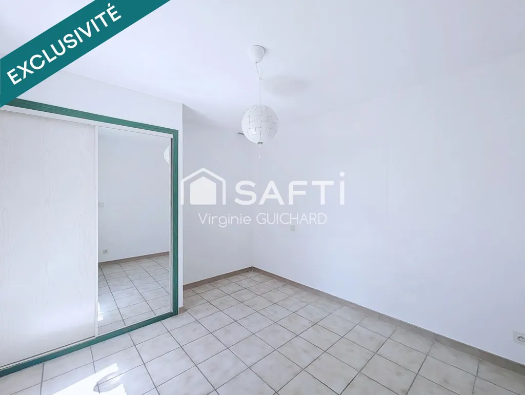 Rooms - Architect's Villa with Pool in Aiglun