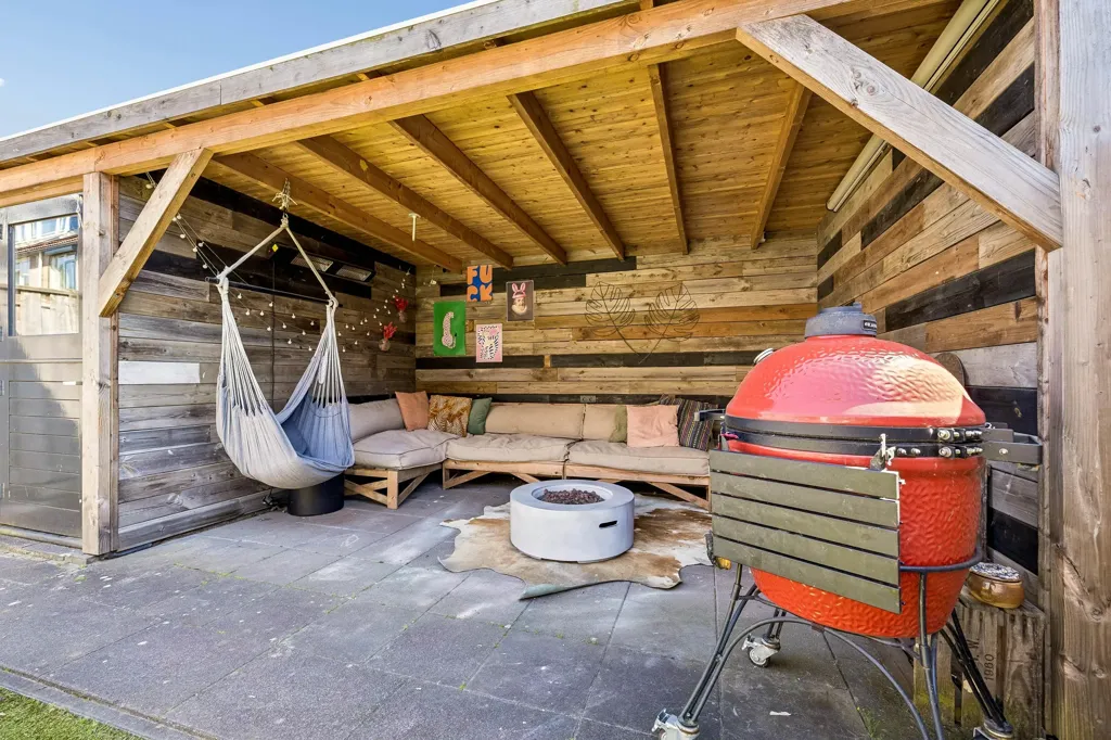 Terrasse - Corner House with Garden at Forest Edge in Lelystad