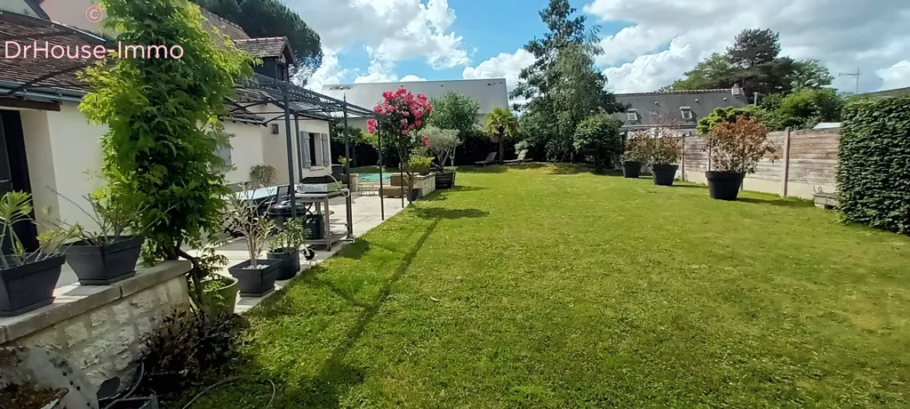 Aed - Charming House with Pool in Ballan-Miré