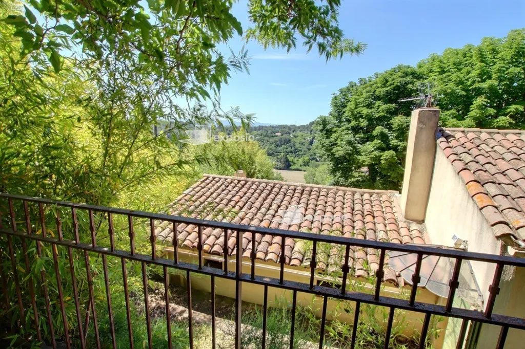 Rõdu - Bastide with Panoramic View in Aix-en-Provence
