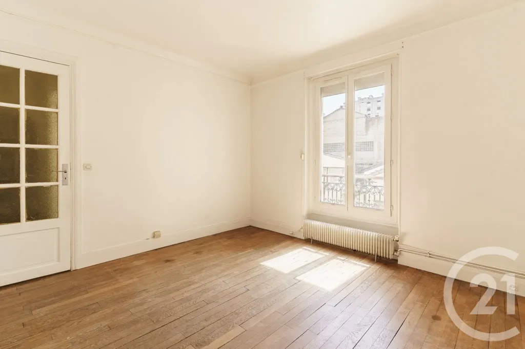 Pièces - Appartement Familial avec Moulures à Paris 19ème
