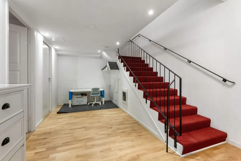 Pièces - Unique Apartment with Terrace in Kista