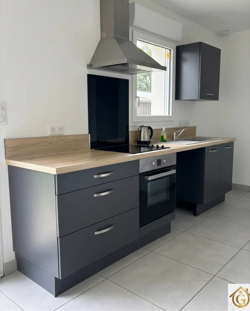 Köök - Contemporary Flat in Saint-Saturnin with Garden
