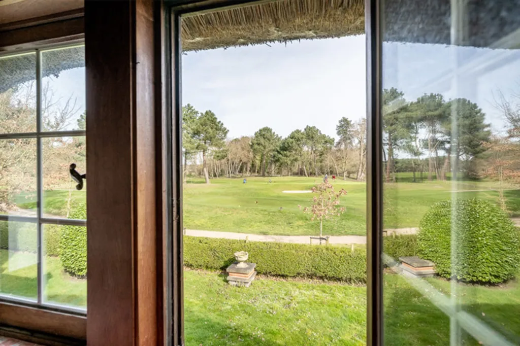 Stanze - Renovation-Ready House with Golf View in Knokke-Heist