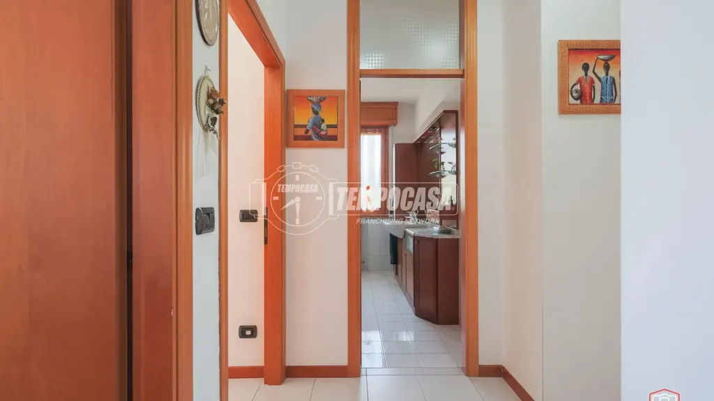 Esik - Spacious Triplex with Terrace in Coriano