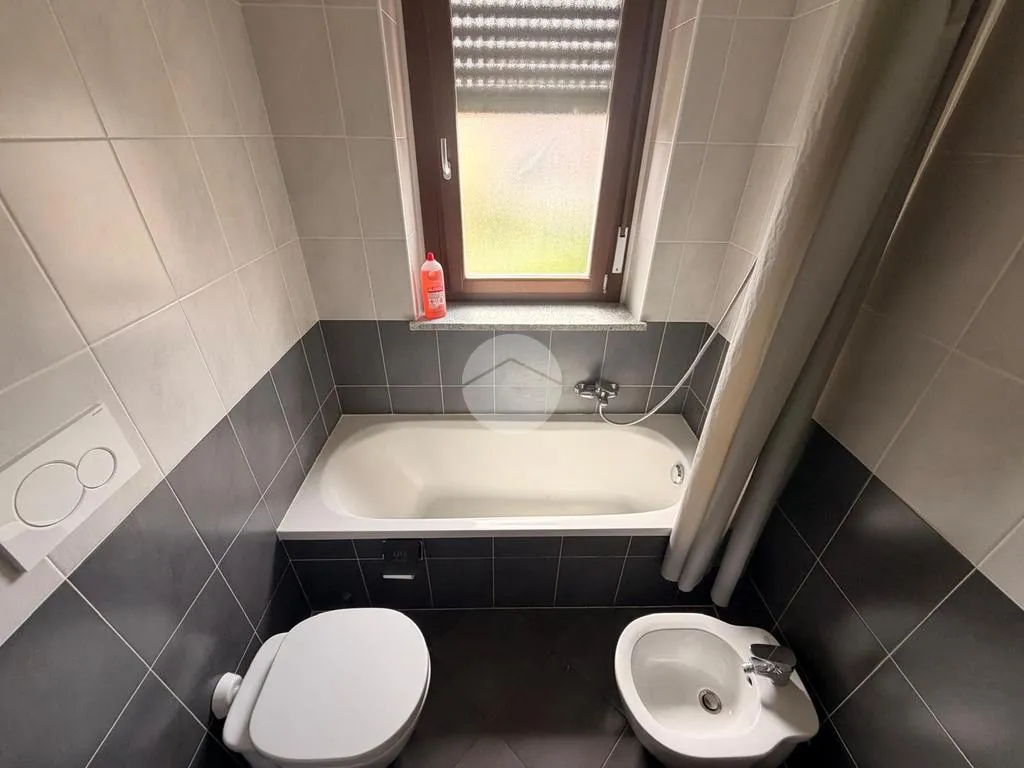 Vannitoad - 2-Bedroom Apartment with Balcony in Torino