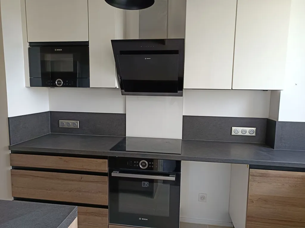 Cuisine - Appartement Traversant avec Vue Dégagée à Saint-Maurice