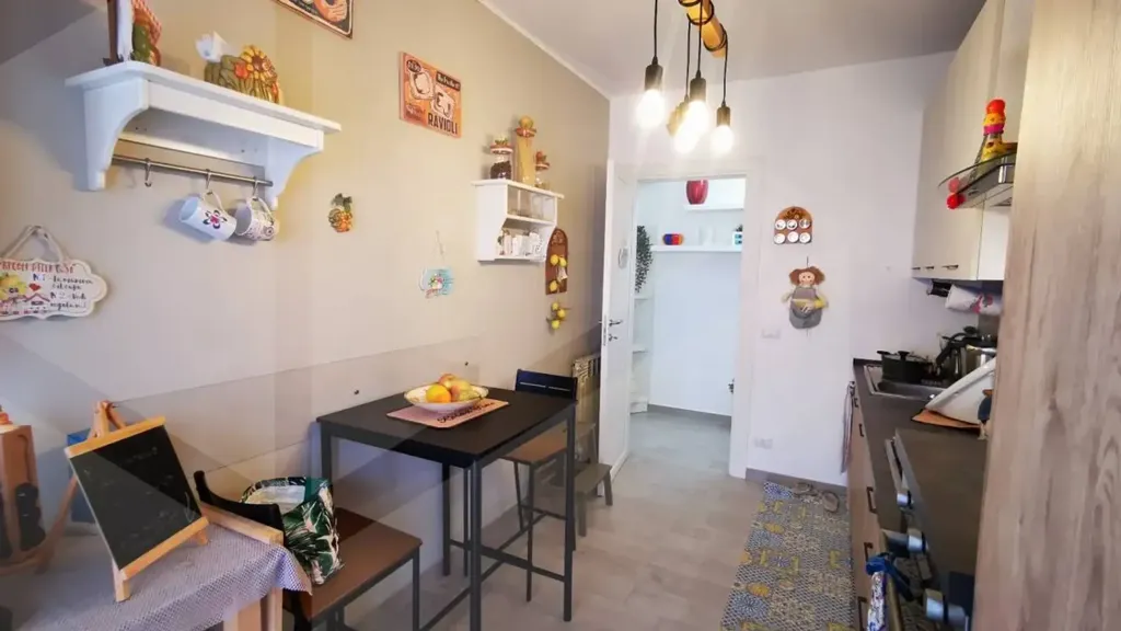 Köök - Recently Refined Apartment with Parking in Messina
