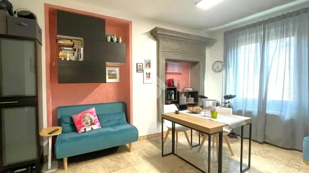 Elutuba - Fully Furnished Flat with Balcony in Scandicci