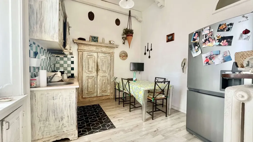 Kitchen - Historic Villa with Private Garden in Intra