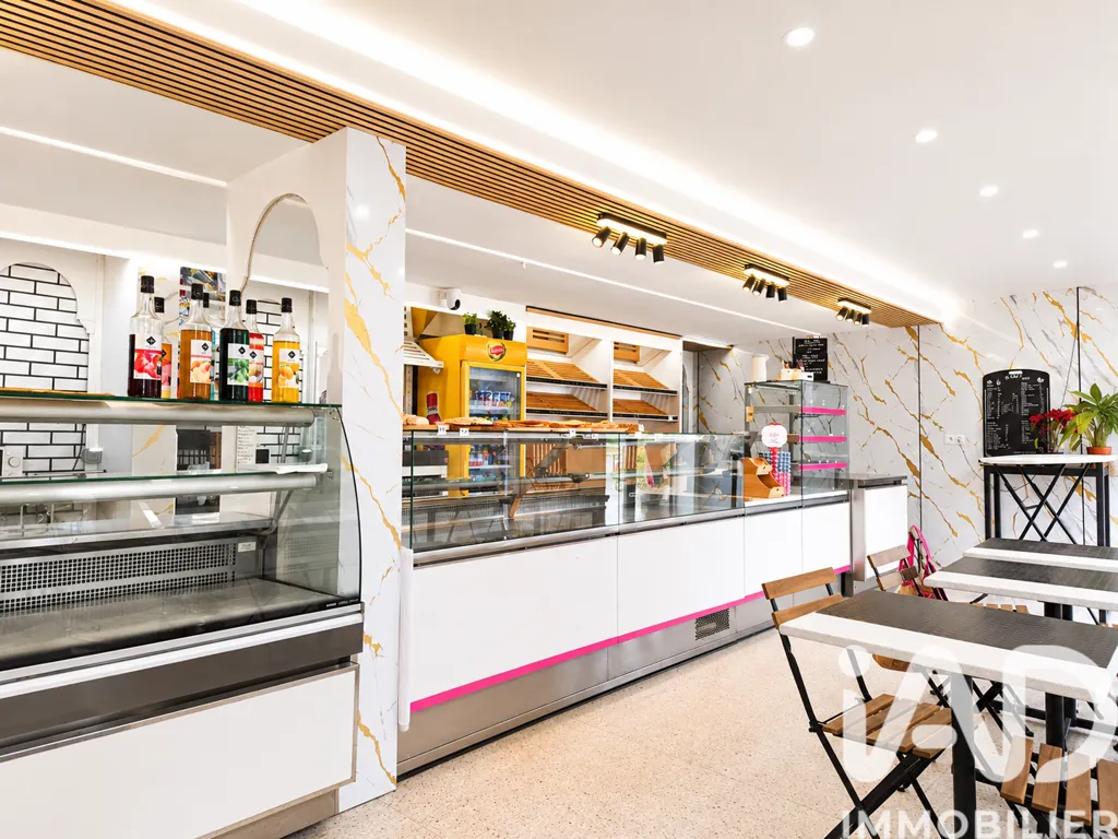 Pièces - Fonds de Commerce Boulangerie/Pizzeria avec Logement à Besançon