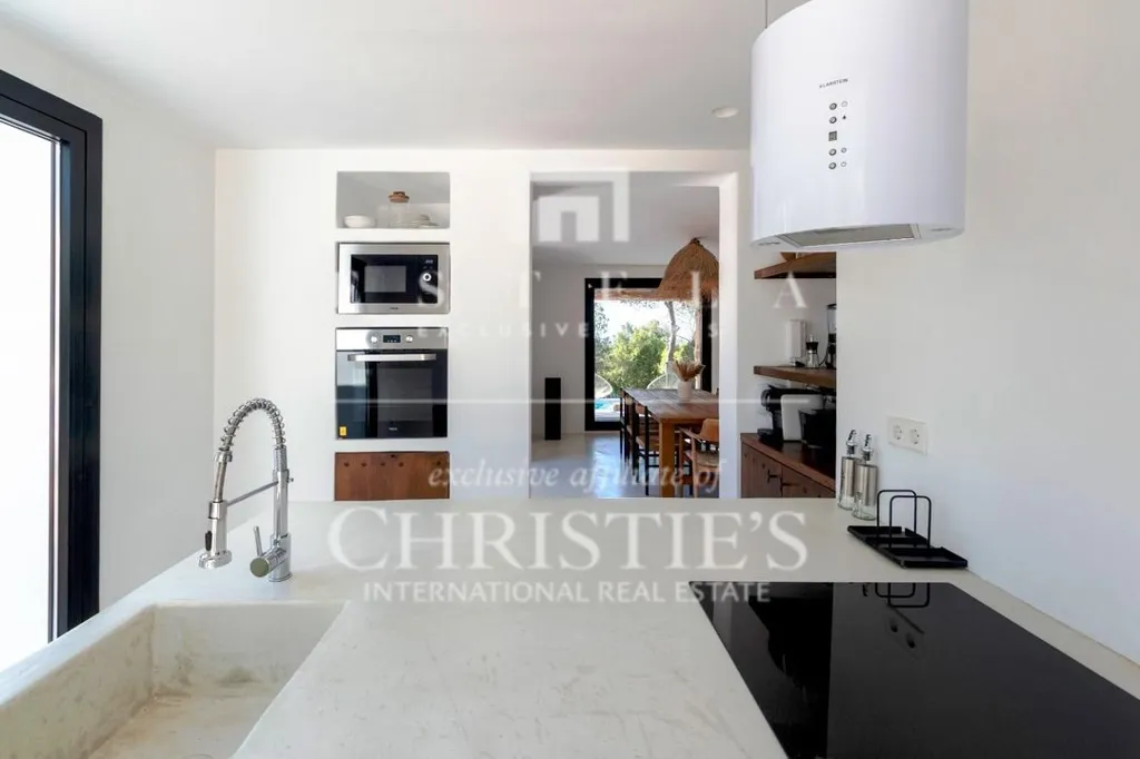 Cuisine - Contemporary Villa with Pool in Cala Conta, Ibiza