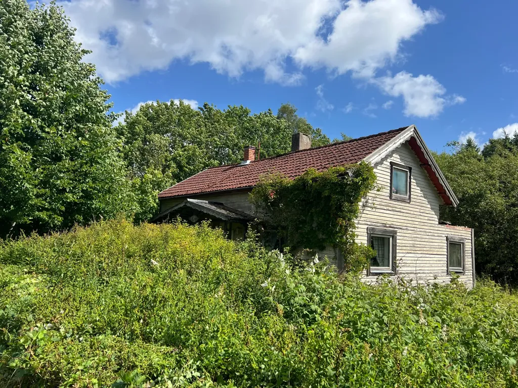 Extérieur - Plot with Demolished Villa in Fåglavik