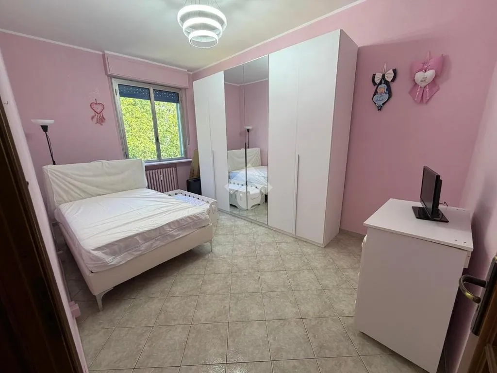 Chambres - Rear-Facing Apartment with Garden in Torino
