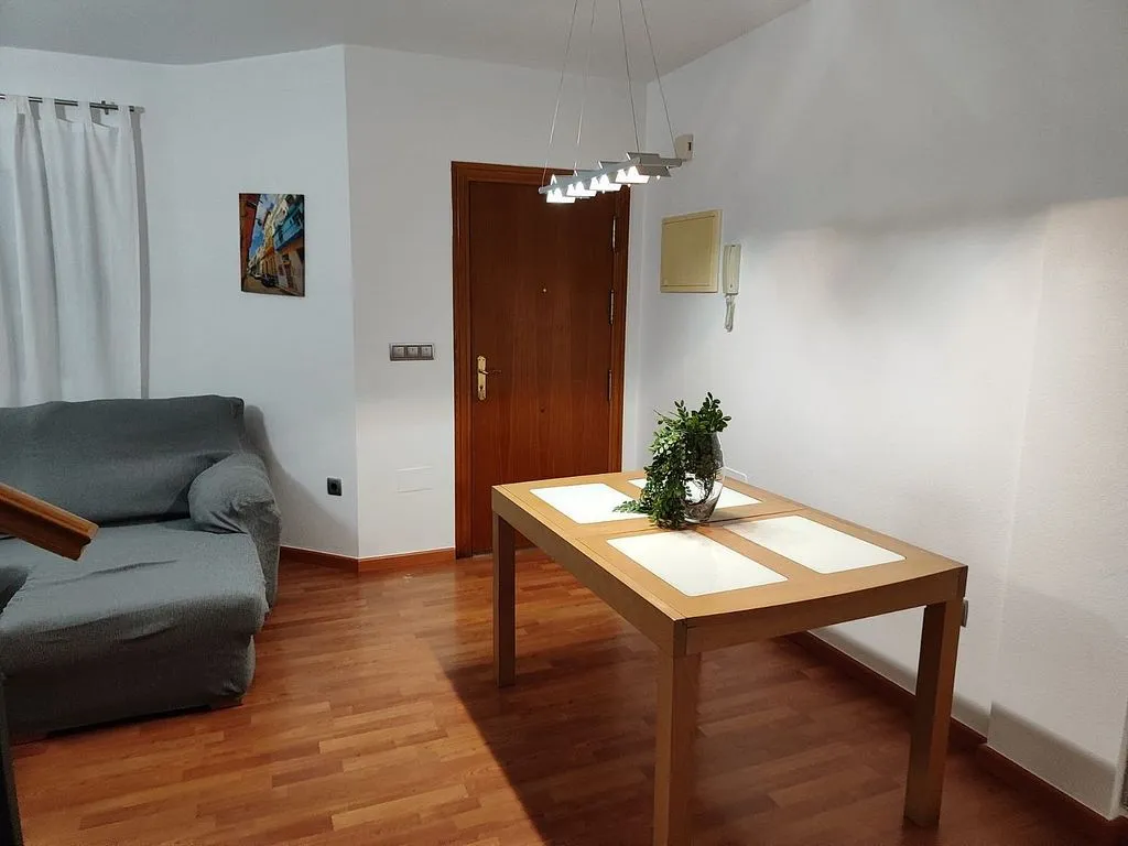 Söögituba - Adjoined Chalet with Seafront in Santiago de la Ribera