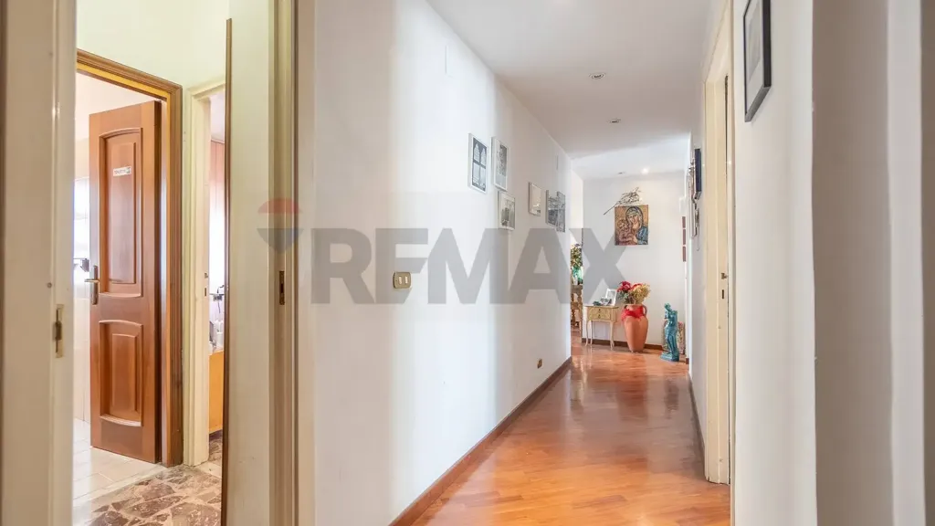 Entrée - Furnished Apartment with Balcony in Rome