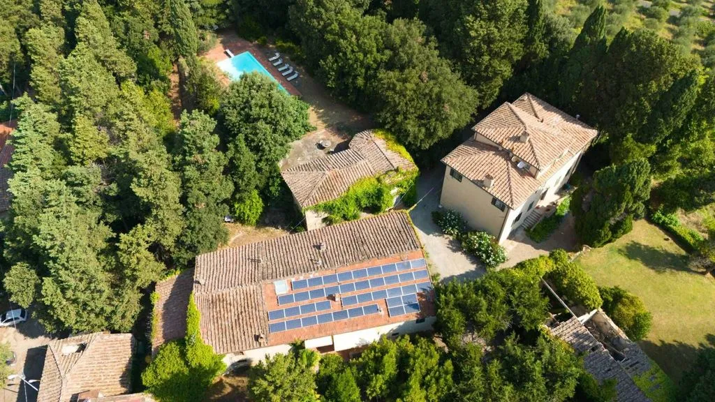 Õhuvaade - Napoleonic Villa with Pool in Livorno Hills
