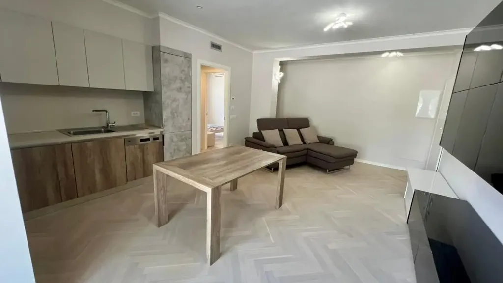 Cuisine - Prestigious Apartment with Extensive Outdoor Space in Empoli