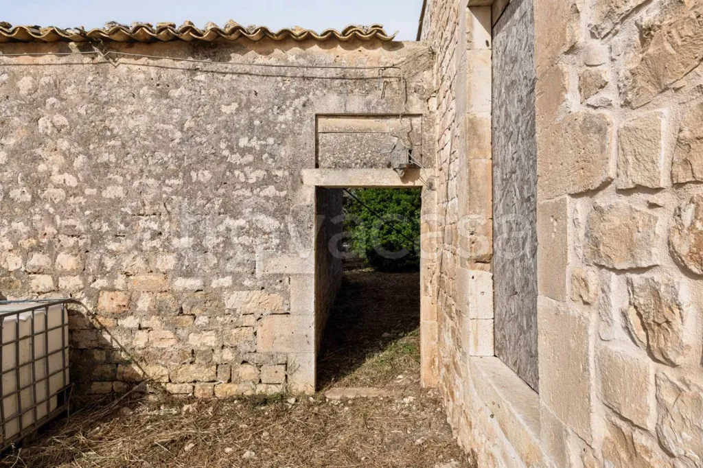 Jardin - Historic Tenement with Pool in Modica