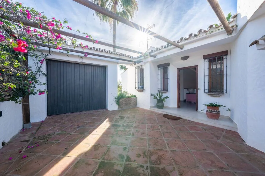 Terrace - Renovated Villa with Pool in Atalaya, Estepona