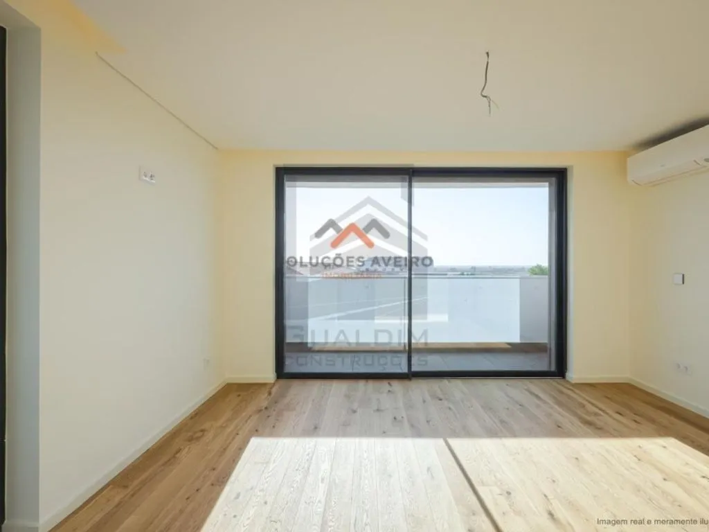 Toad - Luxury Flat with Terrace in Aveiro