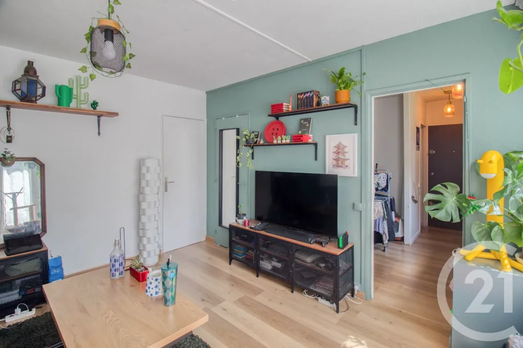 Elutuba - Renovated Studio with Parking in Franconville