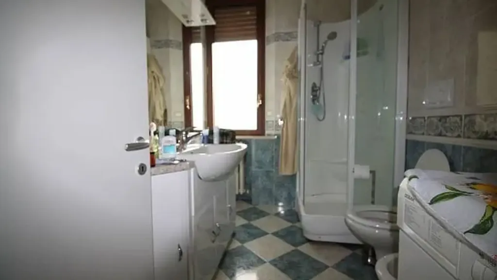 Appartement 6 pièces à IT
