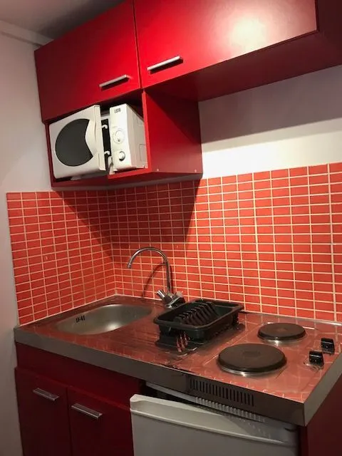 Cuisine - Studio Meublé à Fontenay-sous-Bois