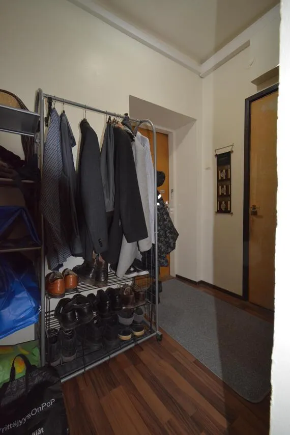 Pièces - Spacious Studio with Balcony in Oulu