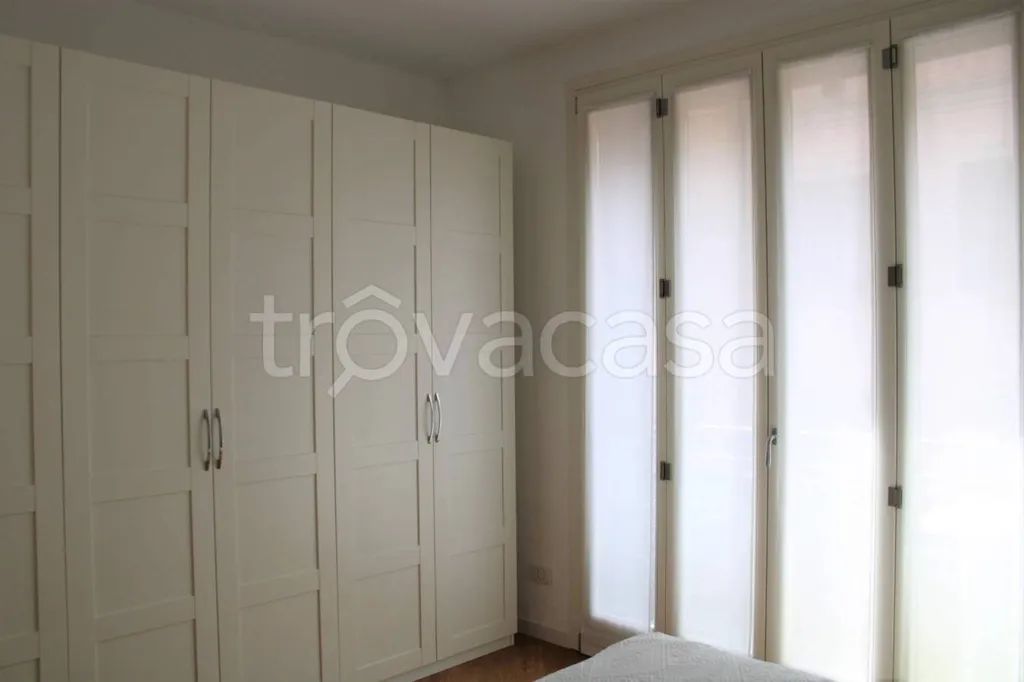Magamistoad - Fully Furnished Flat in Central Varese