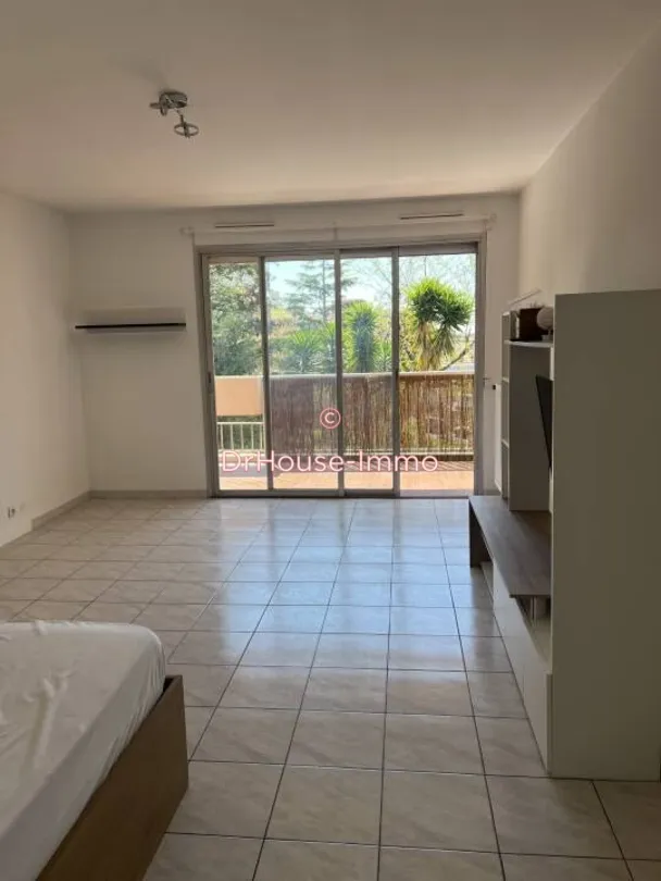 Magamistoad - Studio with Balcony in Nice West