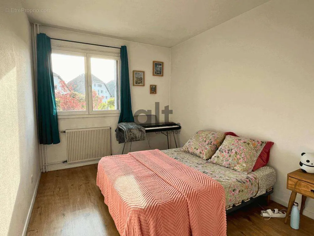 Magamistoad - 3-Bed Apartment with Balcony in Meythet