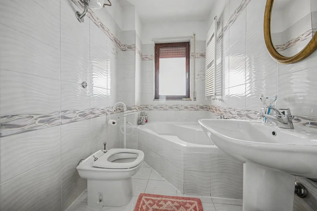Salles de bain - Spacious Attico with Panoramic View in Brindisi