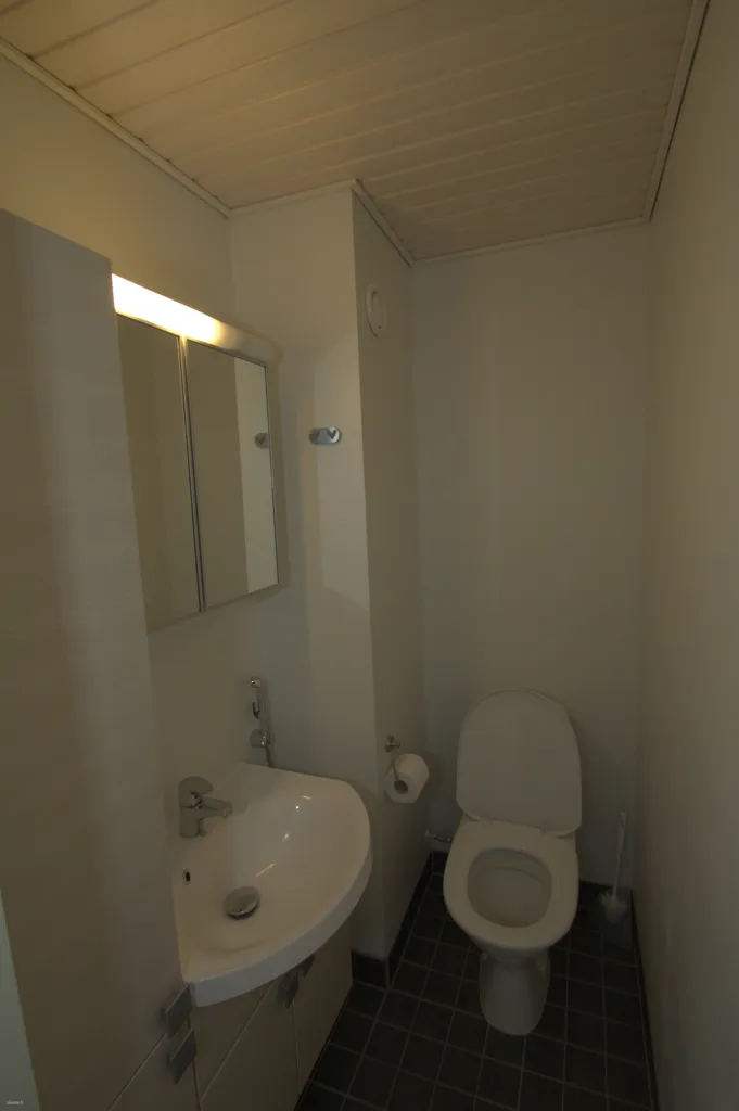 Salles de bain - Bright Penthouse with Balcony in Riihimäki