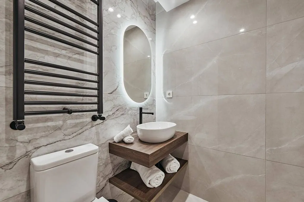 Salles de bain - Renovated Apartment with City View in Madrid