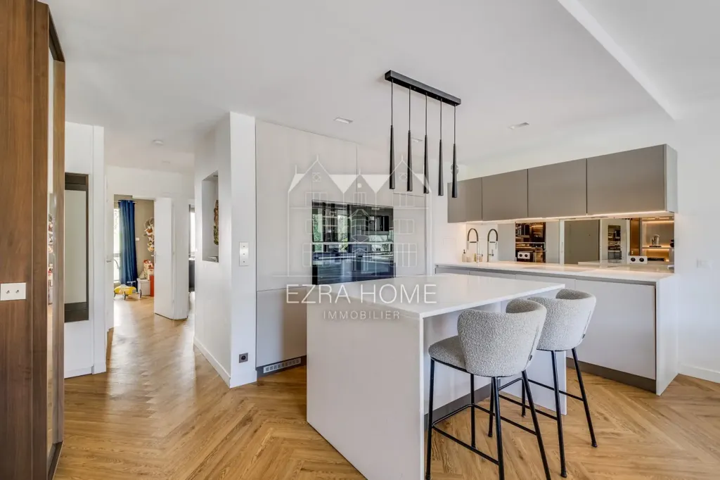 Cucina - Apartment with Park View in Levallois-Perret