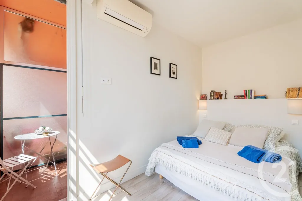 Camere da letto - Bright 2-Bedroom Apartment with Balcony in Nice Port