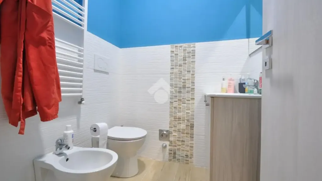 Badezimmer - Two-Bedroom Flat in Historic Building, Turin