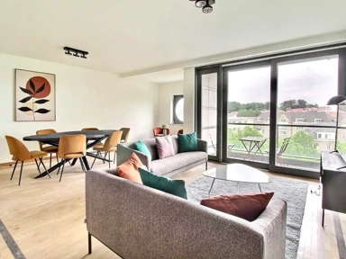 Séjour - Appartement rénové avec terrasse à Auderghem