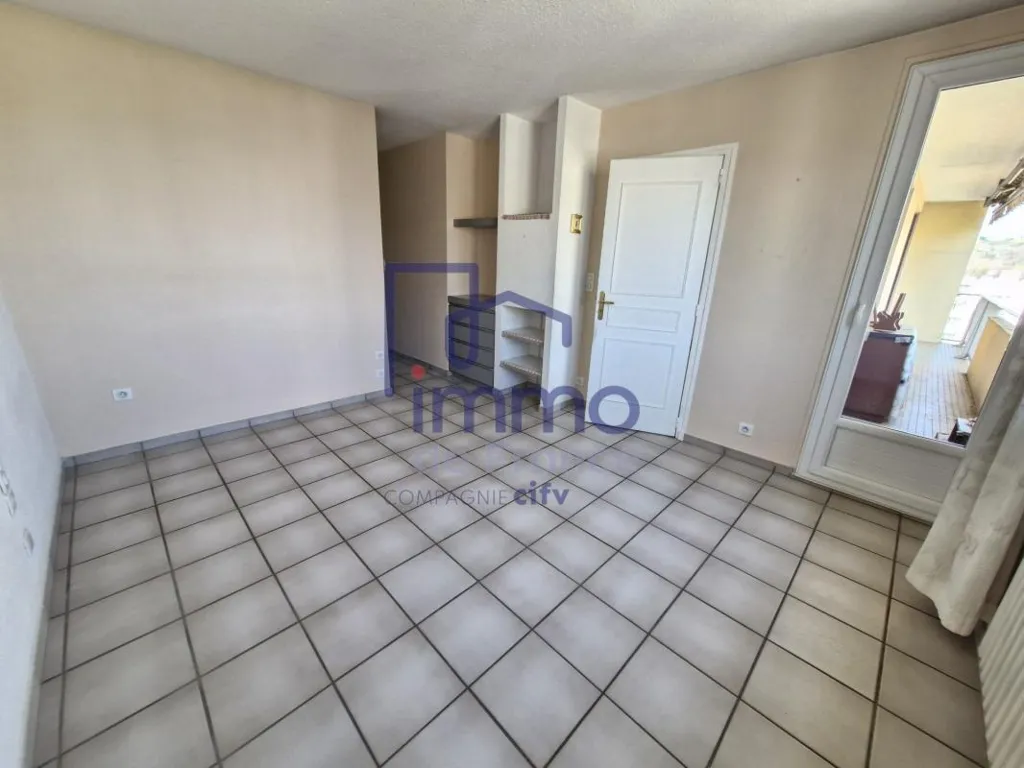Pièces - Appartement Lumineux avec Balcon à Bourgoin-Jallieu