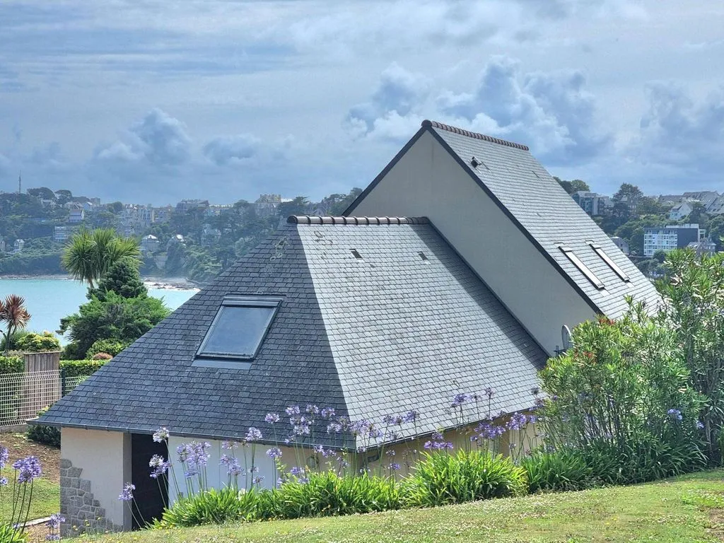 Välivaade - Contemporary House with Garden in Perros-Guirec