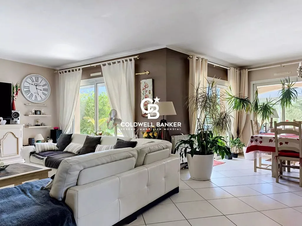 Séjour - Villa avec Piscine et Jardin à Talmont-Saint-Hilaire