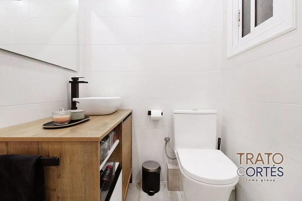 Salles de bain - Apartment with Balcony in Gavà Centre