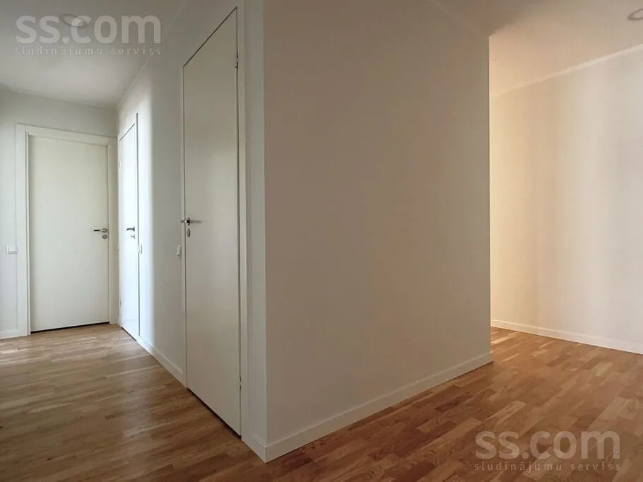 Appartement 3 pièces à Rīga