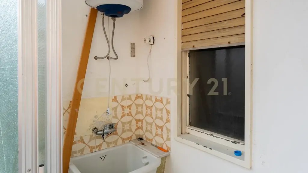 6-room apartment in IT
