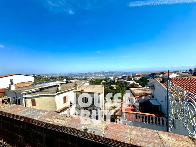 Terrass - Apartment with Panoramic Terrace in Carfizzi