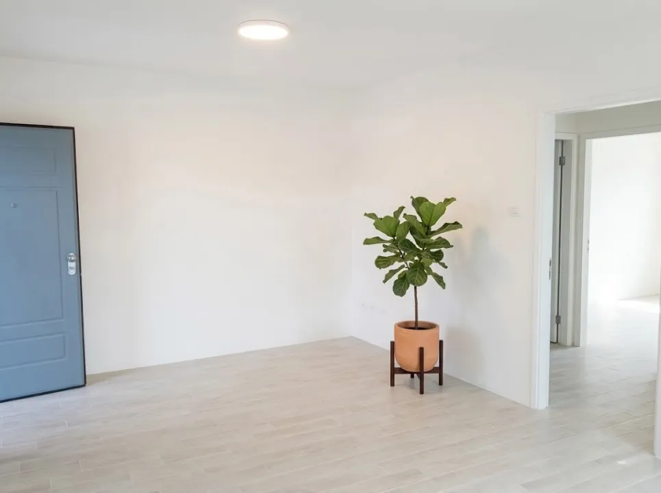 Esik - Terrace Apartment in Gavello, Via Matteotti