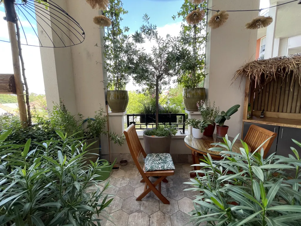 Terrass - Duplex Apartment with Terrace in Saint-Ouen-l'Aumône