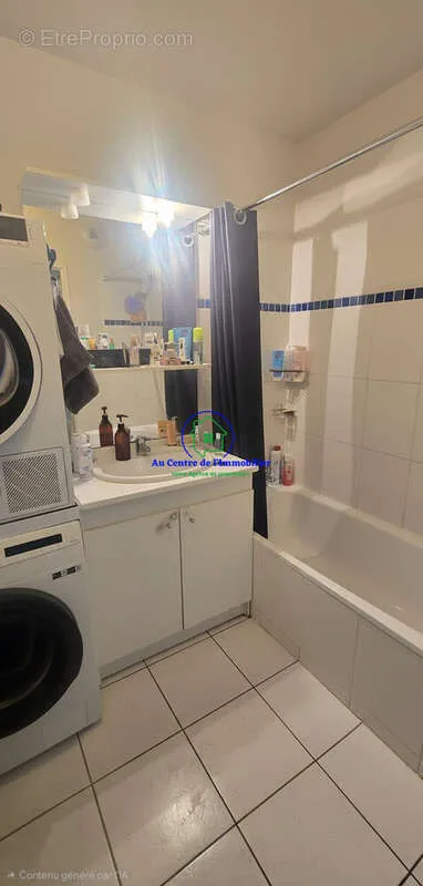 Bathrooms - Apartment with Terrace in Layrac